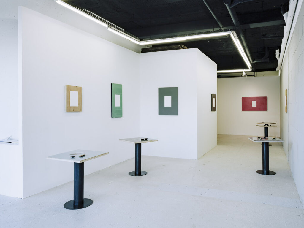 Exposition_Calme_Plat_Drama©Benoit_Beauchaine_2025-4